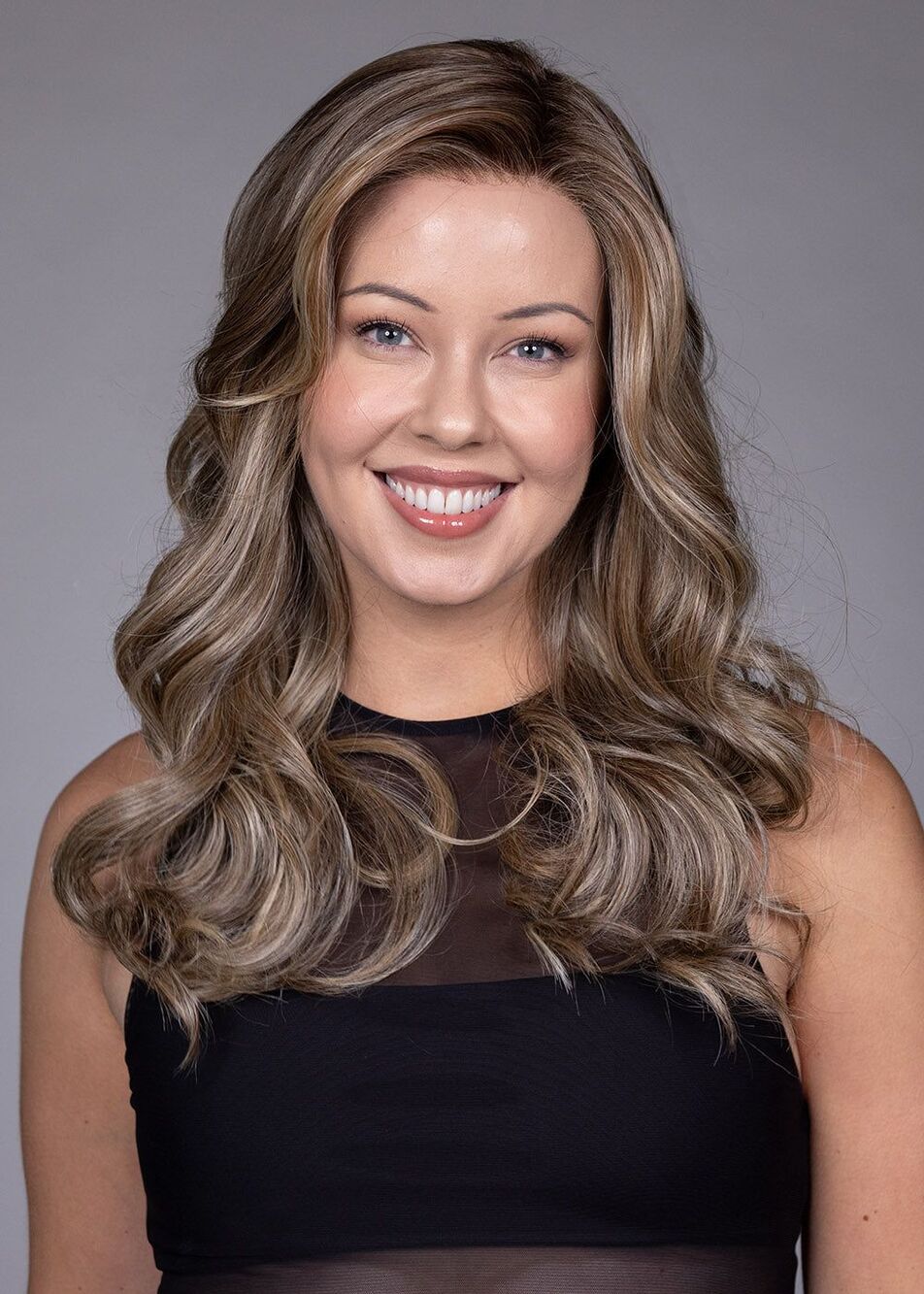 BelleTress Witherspoon Premium Synthetic Wig in Color Cool Chai Blonde-R New